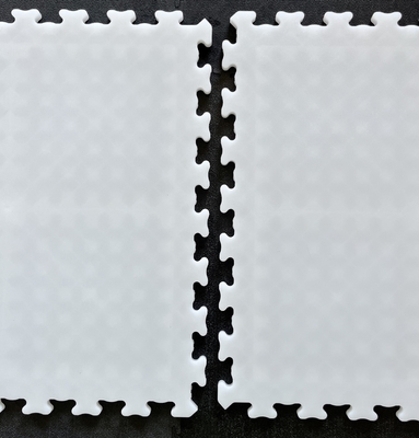 White Outdoor Roller Hockey Tiles 12mm Thickness Interlocking Basketball Court