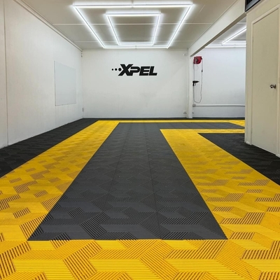 400*400mm Waterproof Race Deck Floor Tiles For Garages And Workshops